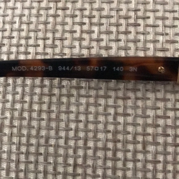 VERSACE Tortoise shell Womens Sunglasses - Picture 7 of 7